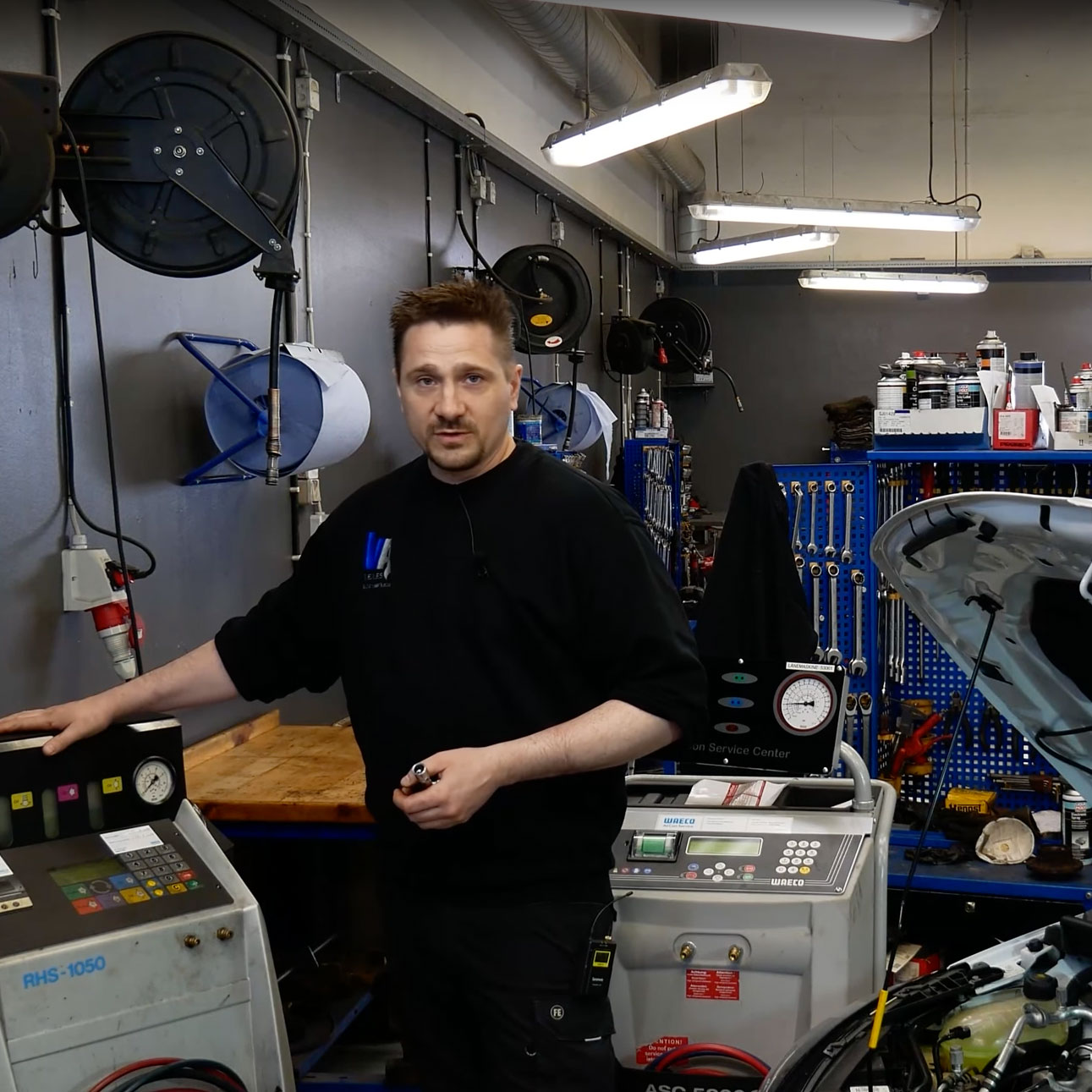Aircondition service Aircondition service"